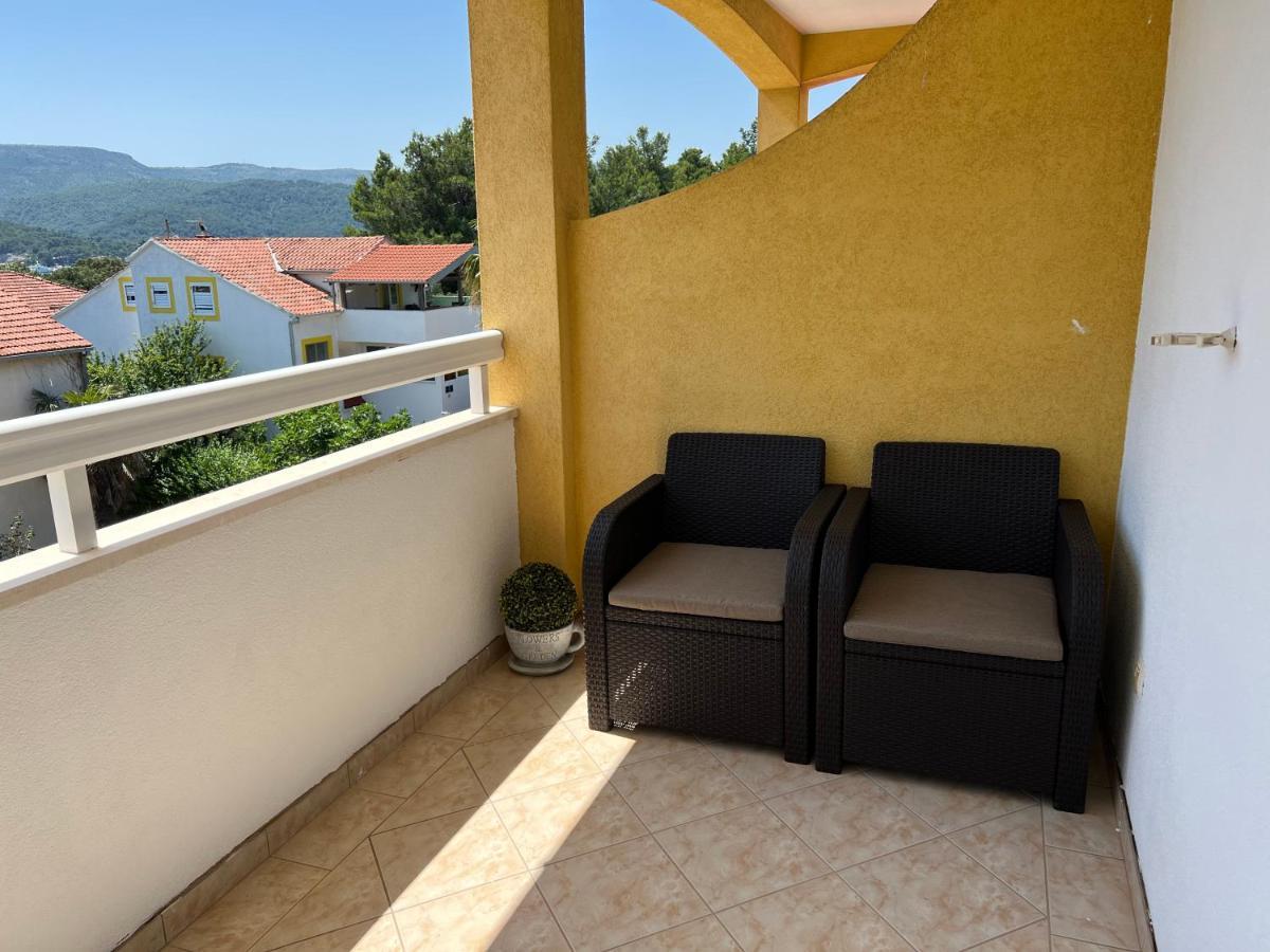 Apartments Ana Stari Grad  Esterno foto